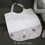 Enfant - bavoir double - blanc motif raton laveur lapin gris noir moutarde 02
