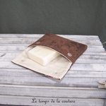 Sdb - pochette savon -  simili marron 01