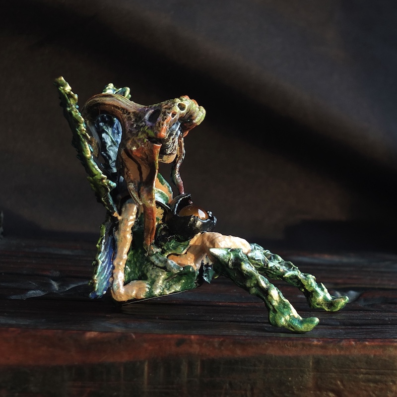 Figurine %22Brindille ailée%22 Cornaline 2