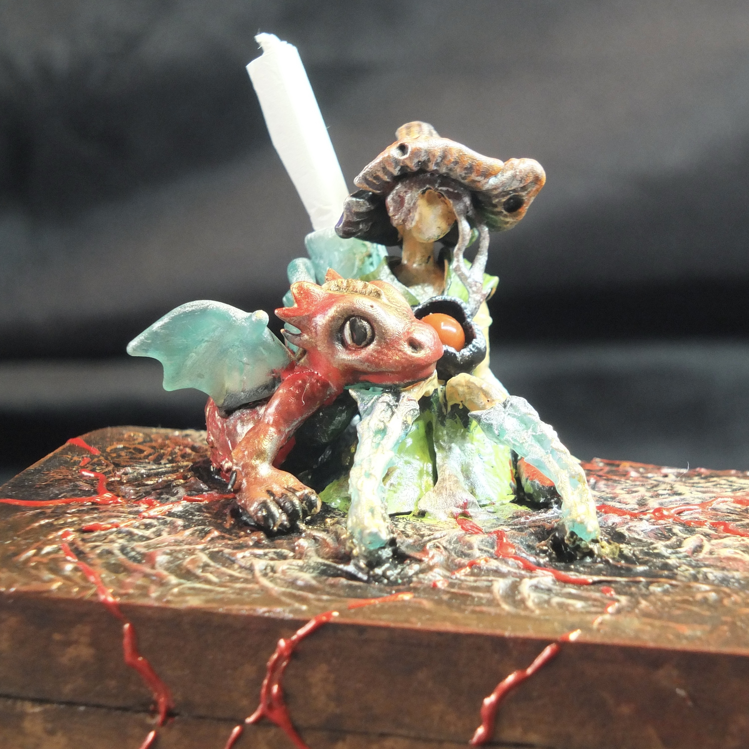 Coffret en bois personnalisé Brindille et BB Dragon avec figurine artisanale GM 2