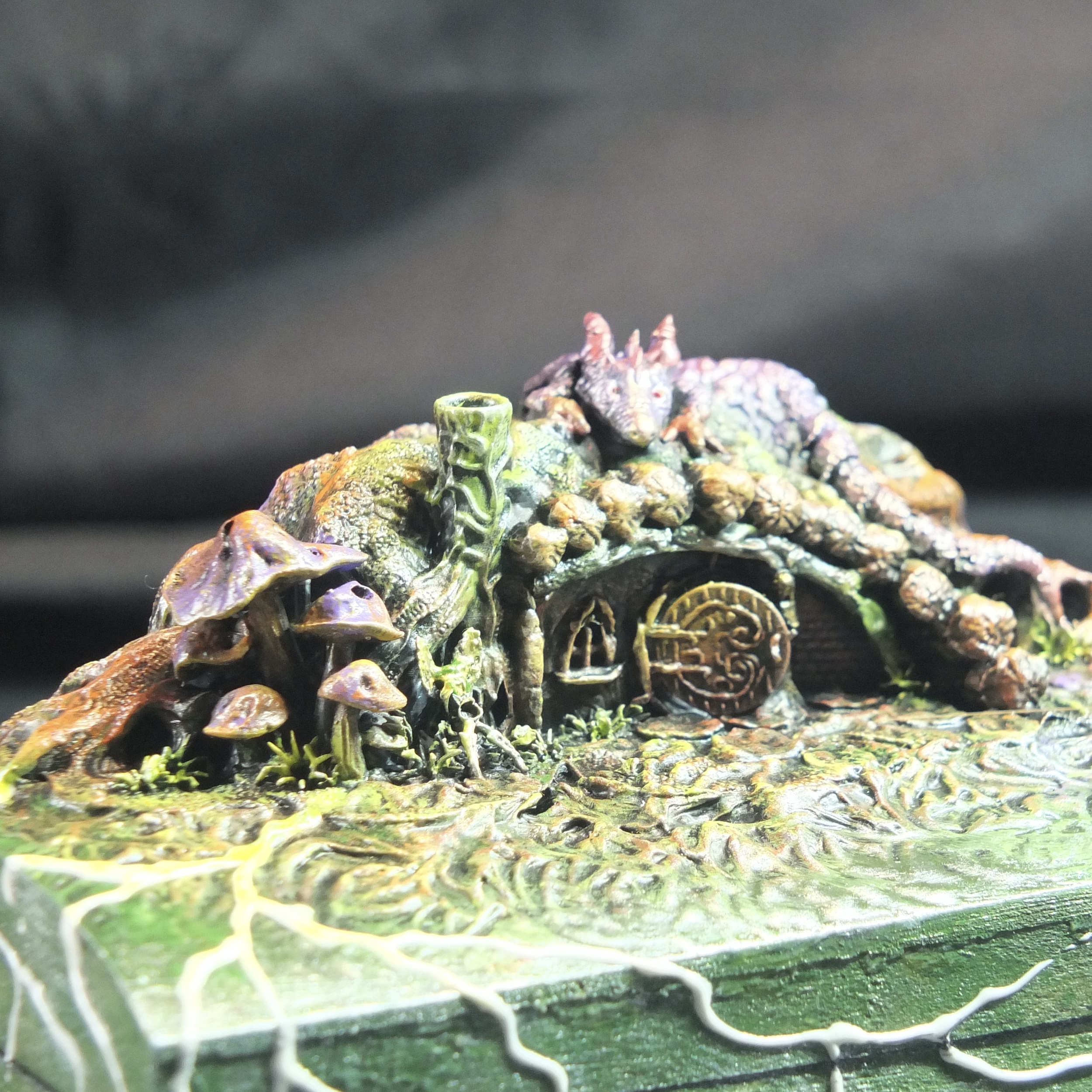 Coffret magique personnalisé La cabane des petits êtres avec figurine artisanale GM 2