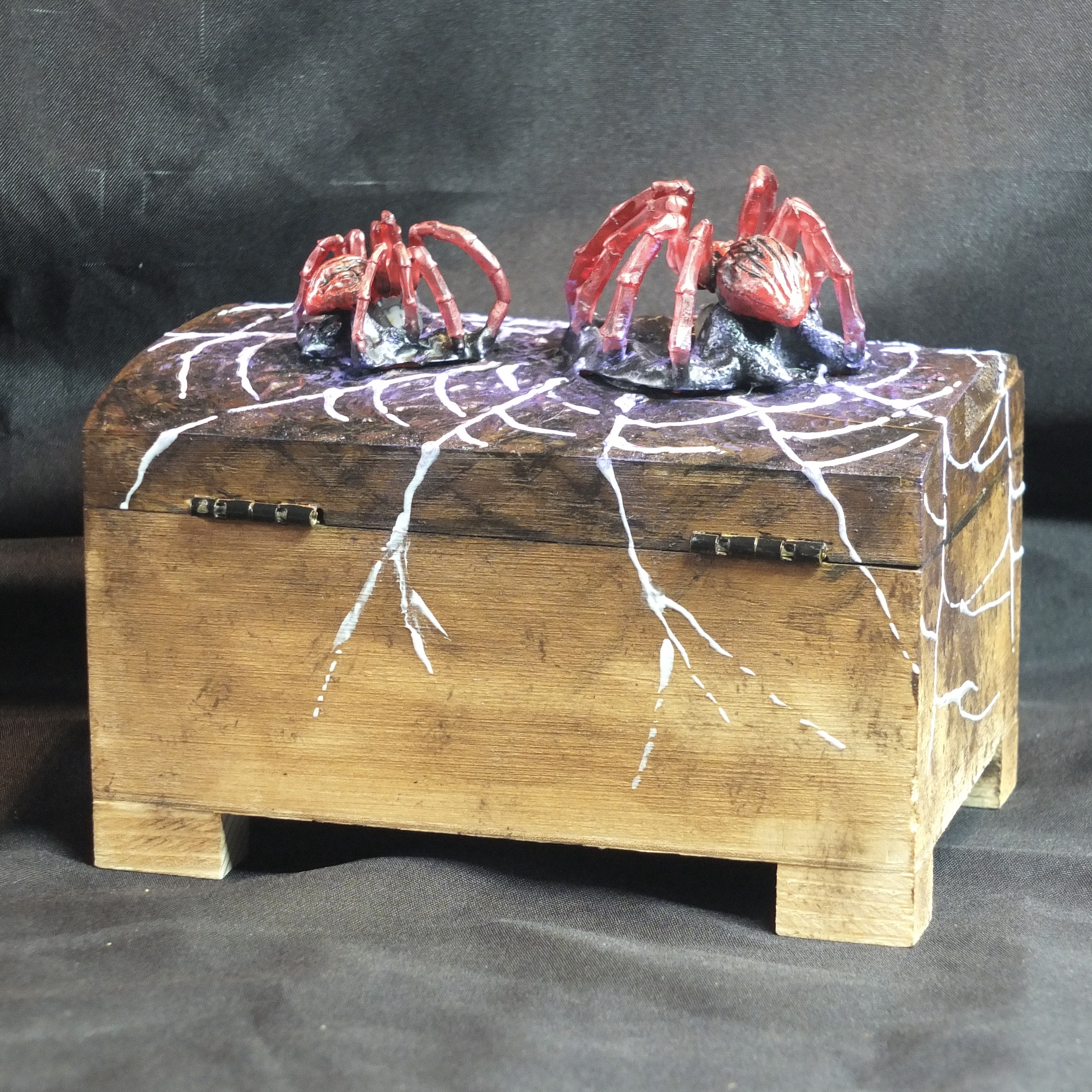 Coffret magique personnalisé La tisserande de rêves avec figurine artisanale GM 4.JPG
