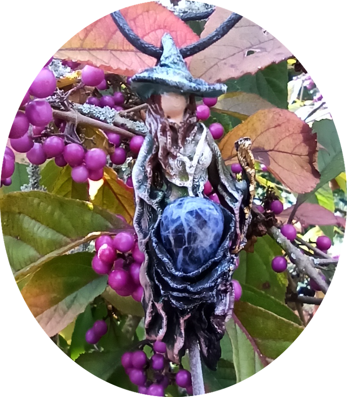 Pendentif Fëanturi bis. Pendentif pierre naturelle sodalite. Gaia Cueilleurs. Le secret des lutins