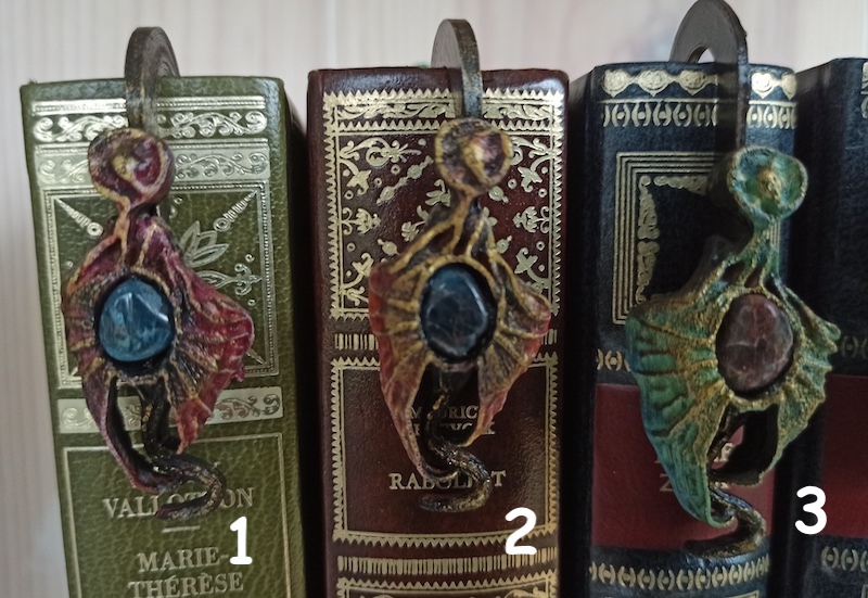 Marque Pages pierre naturelle Dragonnière.2
