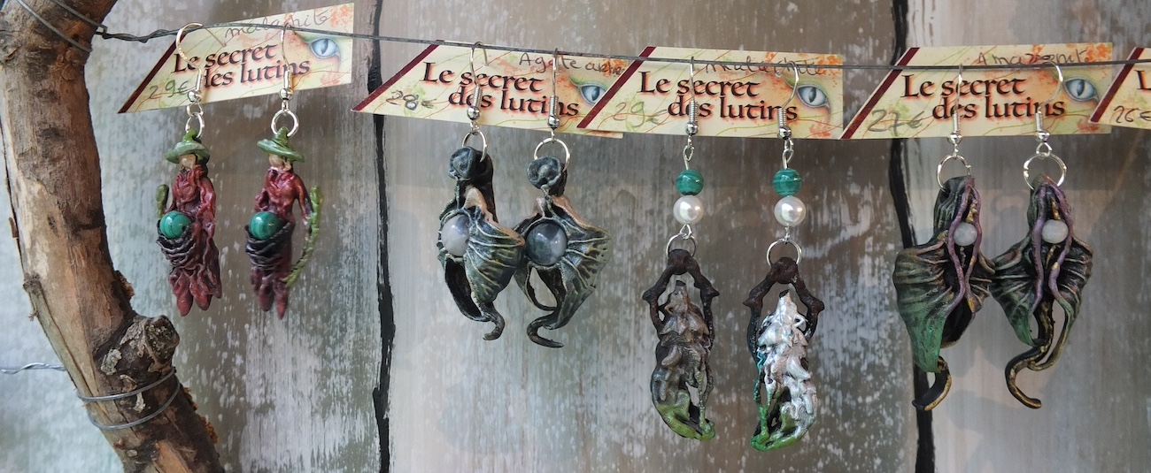 boucles d oreilles 1300x535jpg