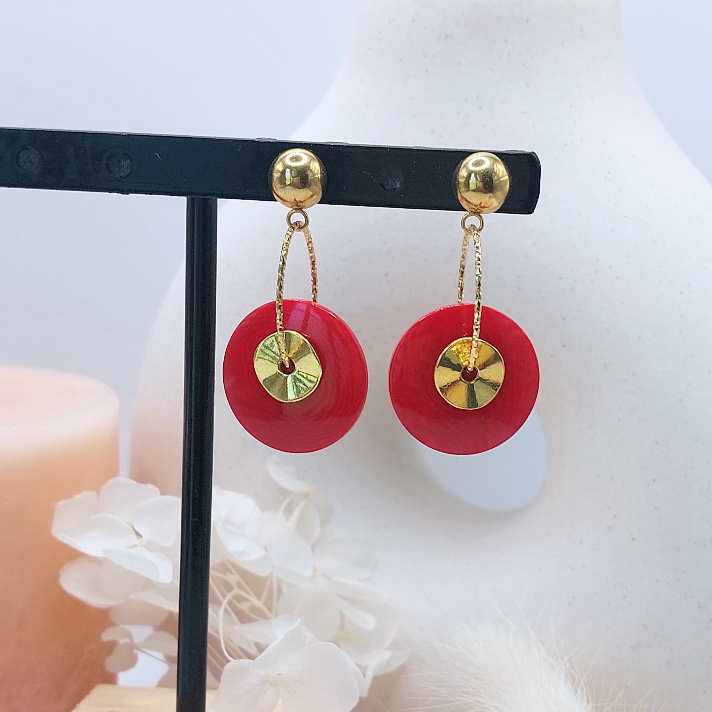 boucles-d-oreilles-acier-inoxydable-ivoire-vegetal-tagua-rouge-l-insolente-bijoux (2)