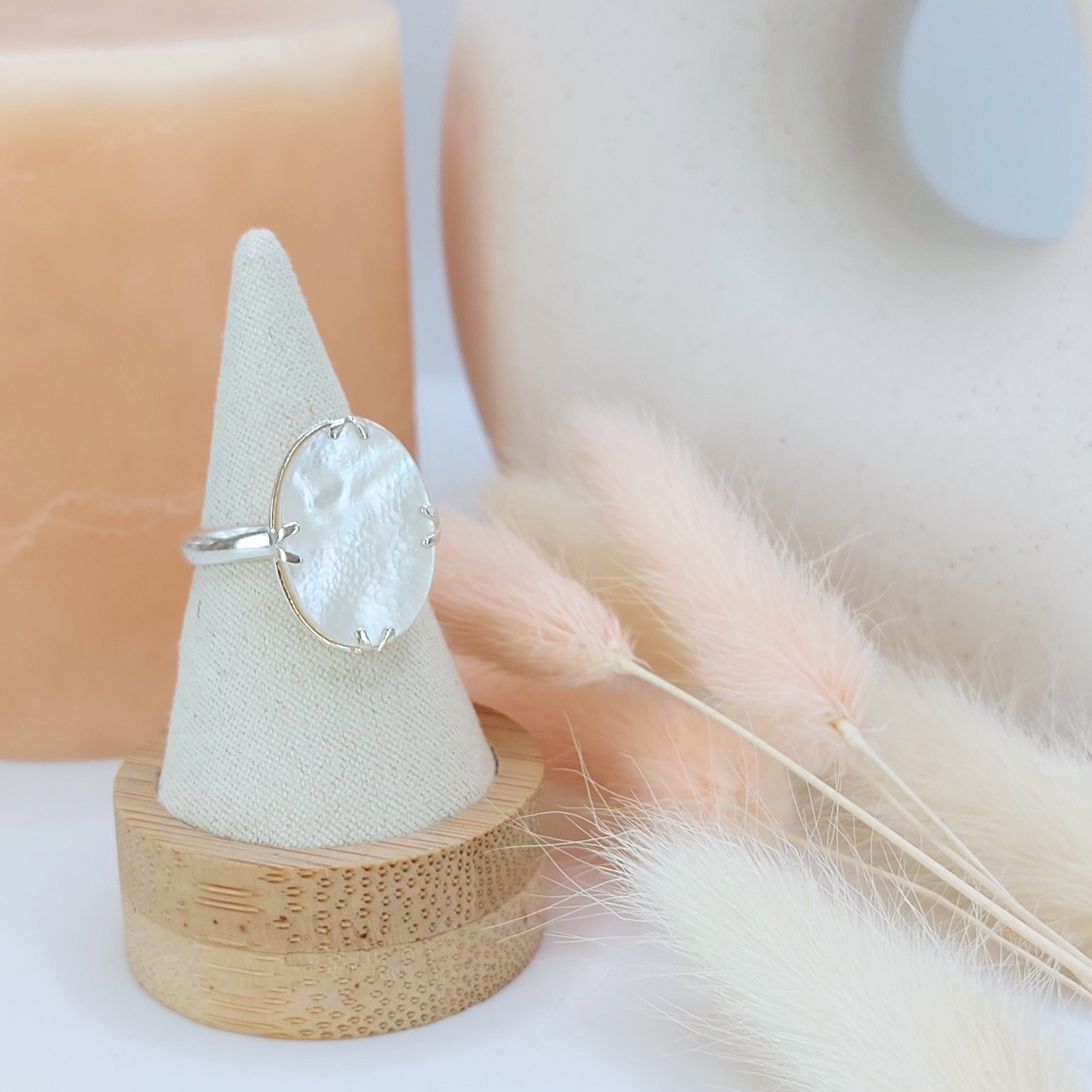 Bague Ajustable Argent Massif Cabochon en Nacre véritable