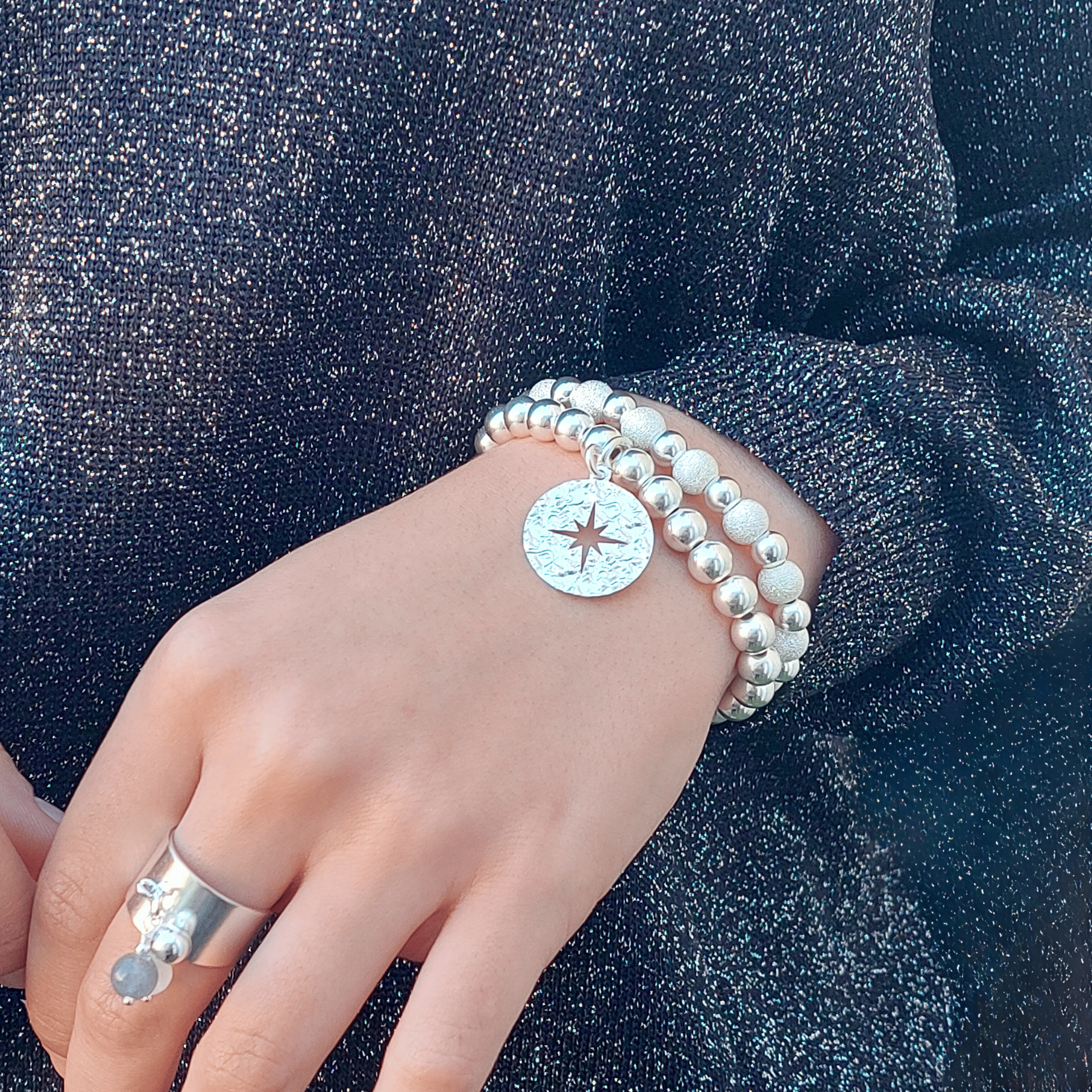 bracelet-femme-elastique-argent-massif-925-pendentif-etoile-polaire-l-insolente-bijoux (1)