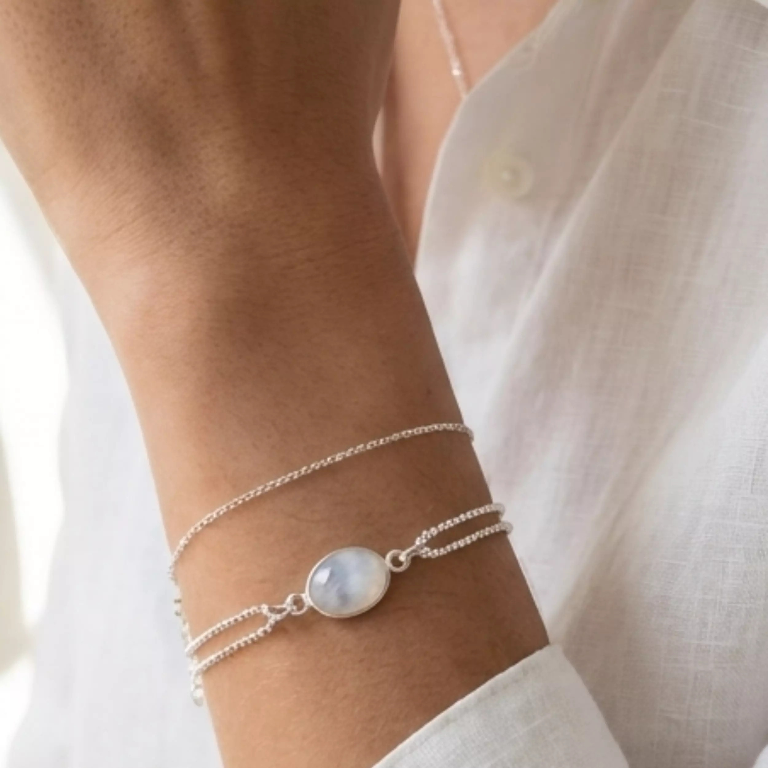 Bracelet Sofia chaîne diamantée pierre de lune argent 925 massif — L'Insolente Bijoux