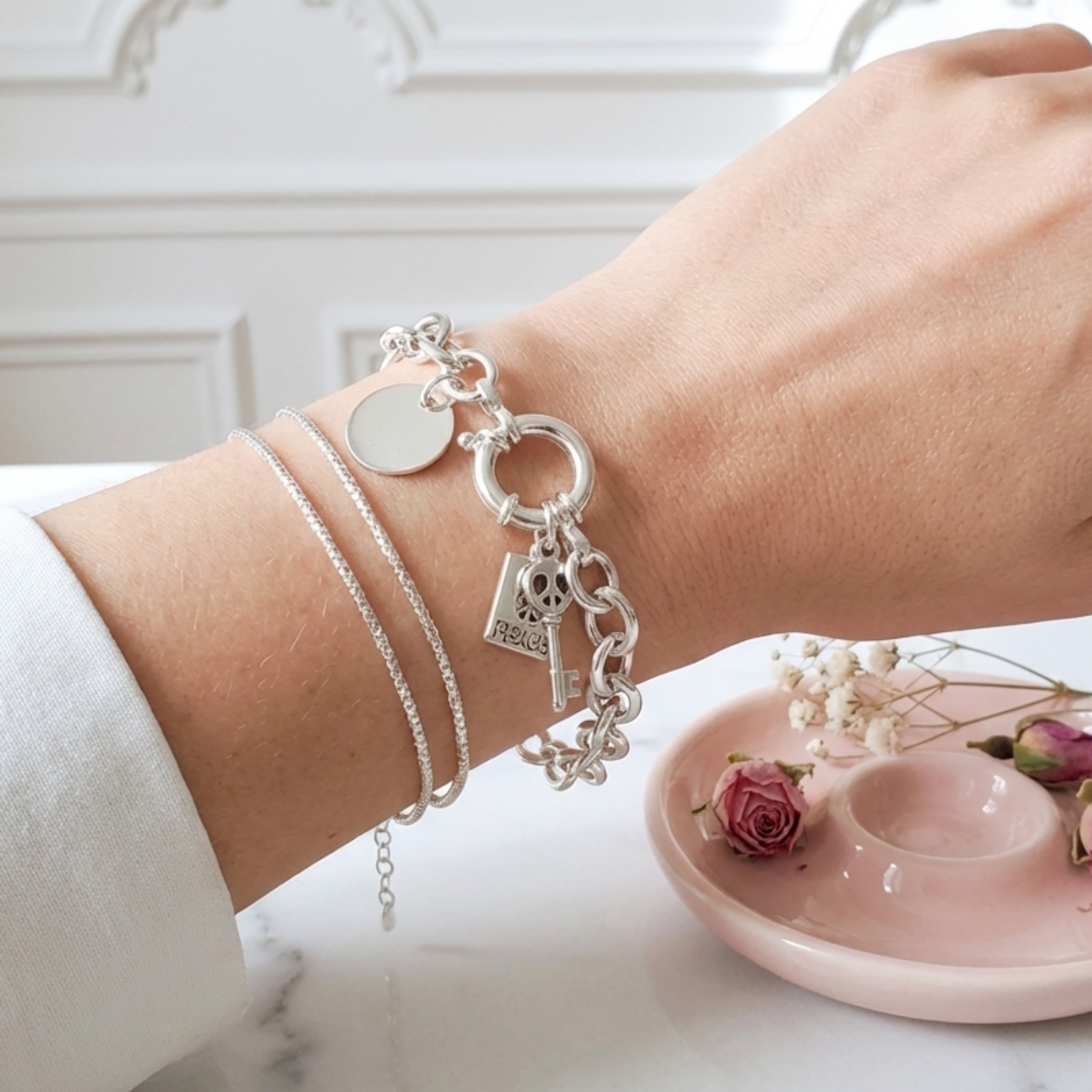 bracelet-argent-massif-925-femme-breloque-medaille-linsolente-bijoux