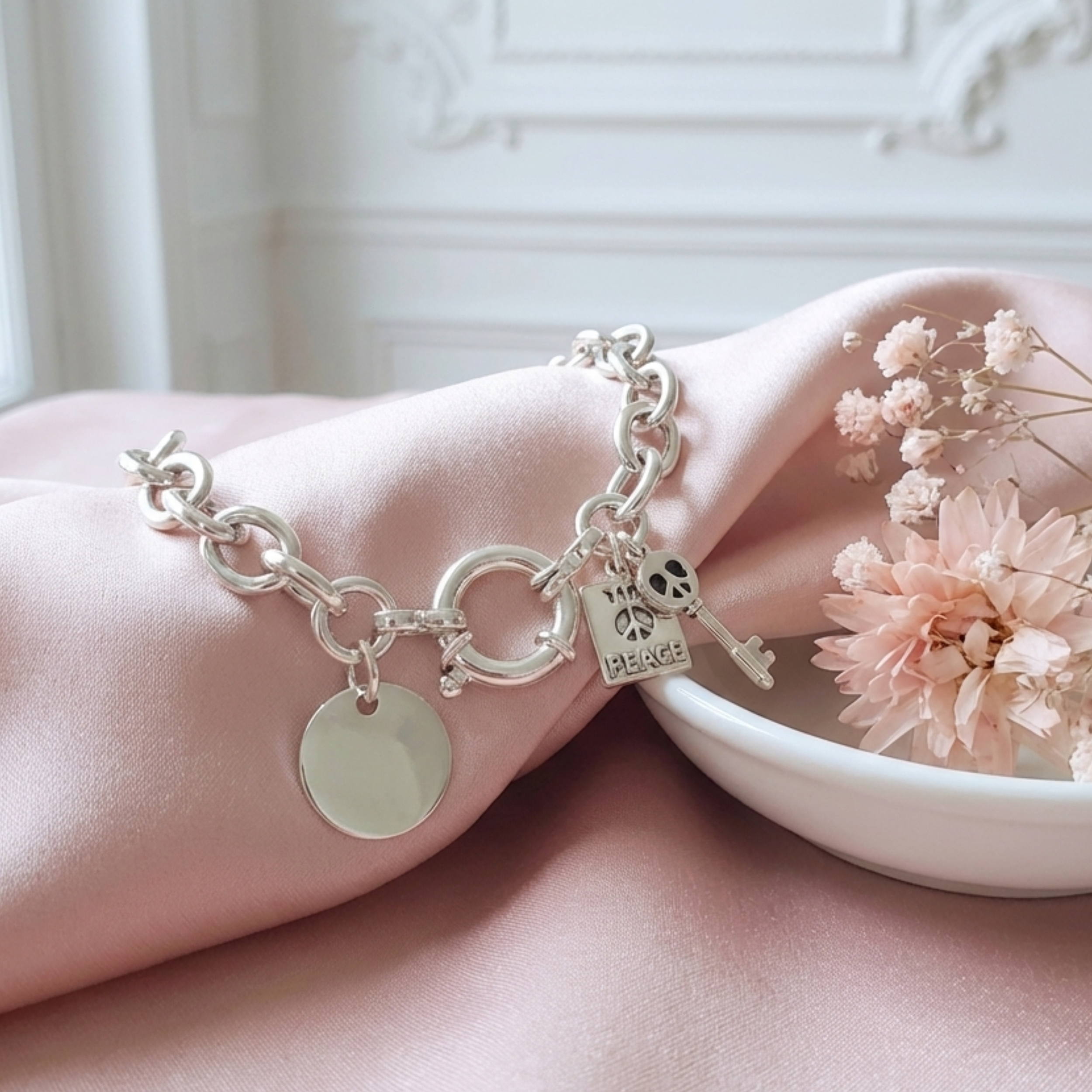 bracelet-argent-massif-925-femme-breloque-medaille-l-insolente-bijoux