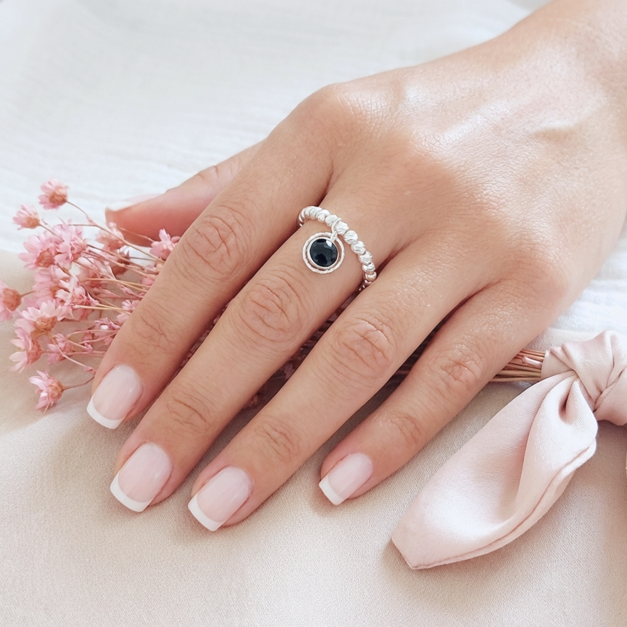 bague-argent-massif-925-elastique-femme-spinelle-noire-l-insolente-bijoux-français