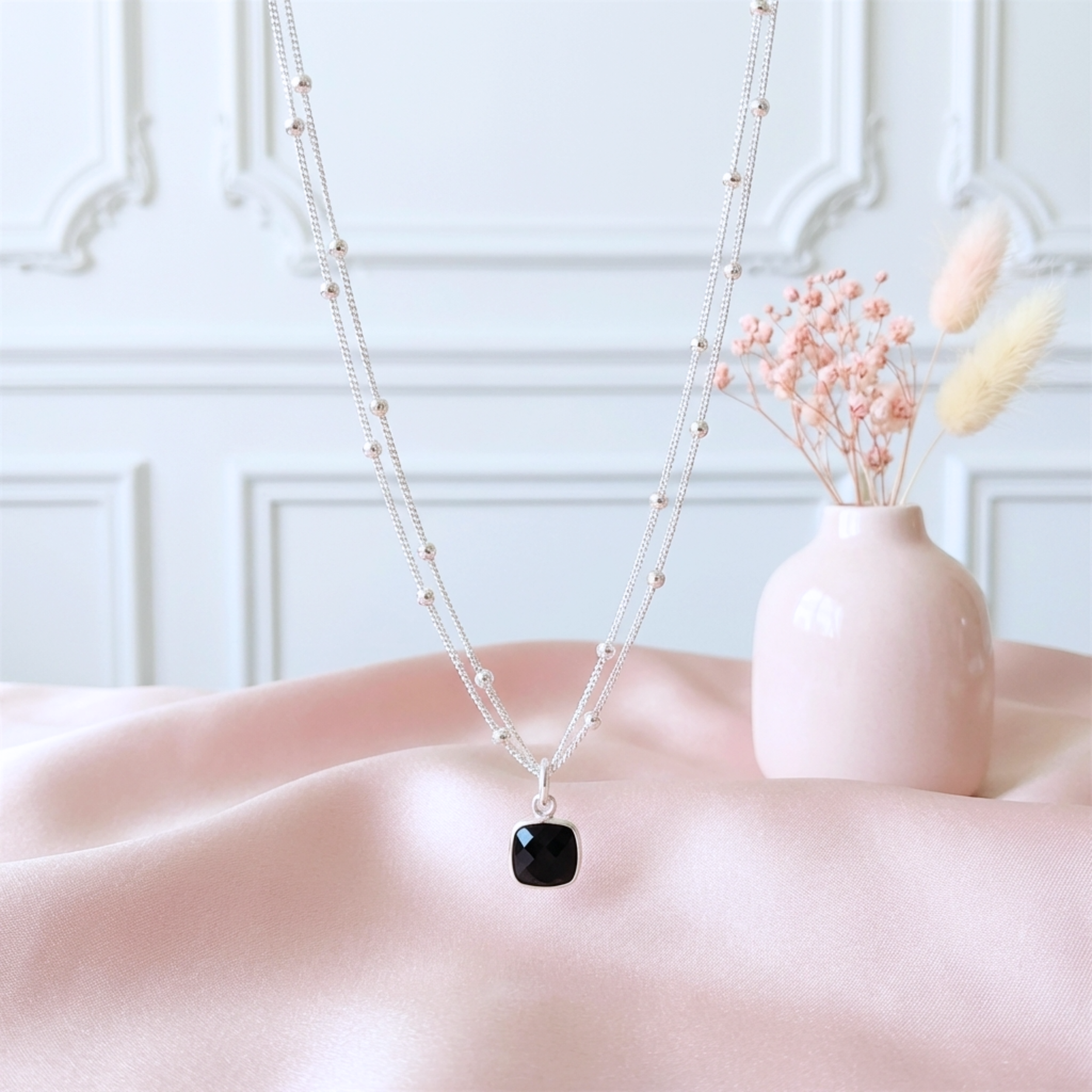 collier-argent-massif-925-femme-chaine-perlee-pendentif-onyx-noir-veritable-lithotherapie-linsolente-bijoux