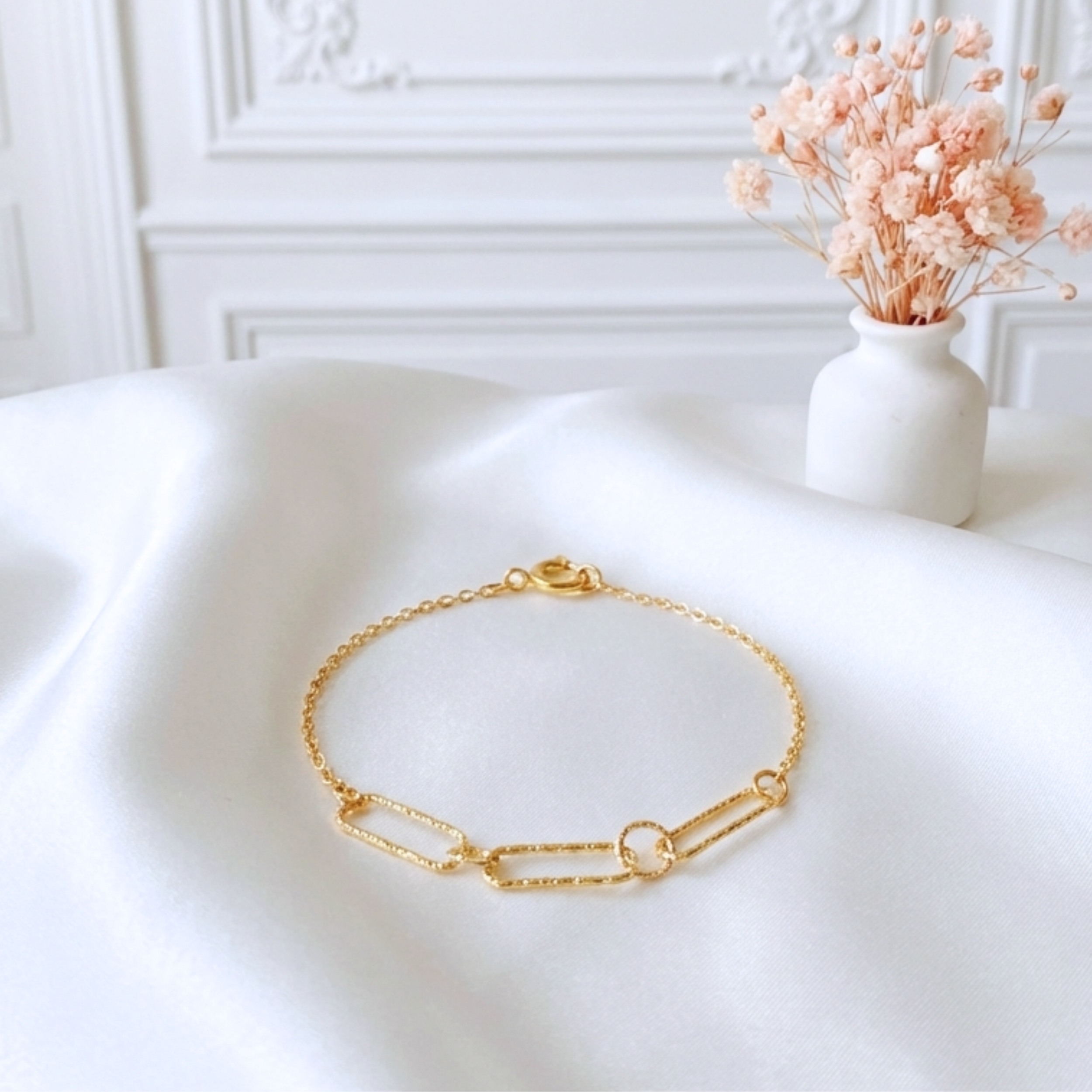 bracelet-femme-plaqué-or-maillons-diamantés-hyper-brillants-l-insolente-bijoux-français