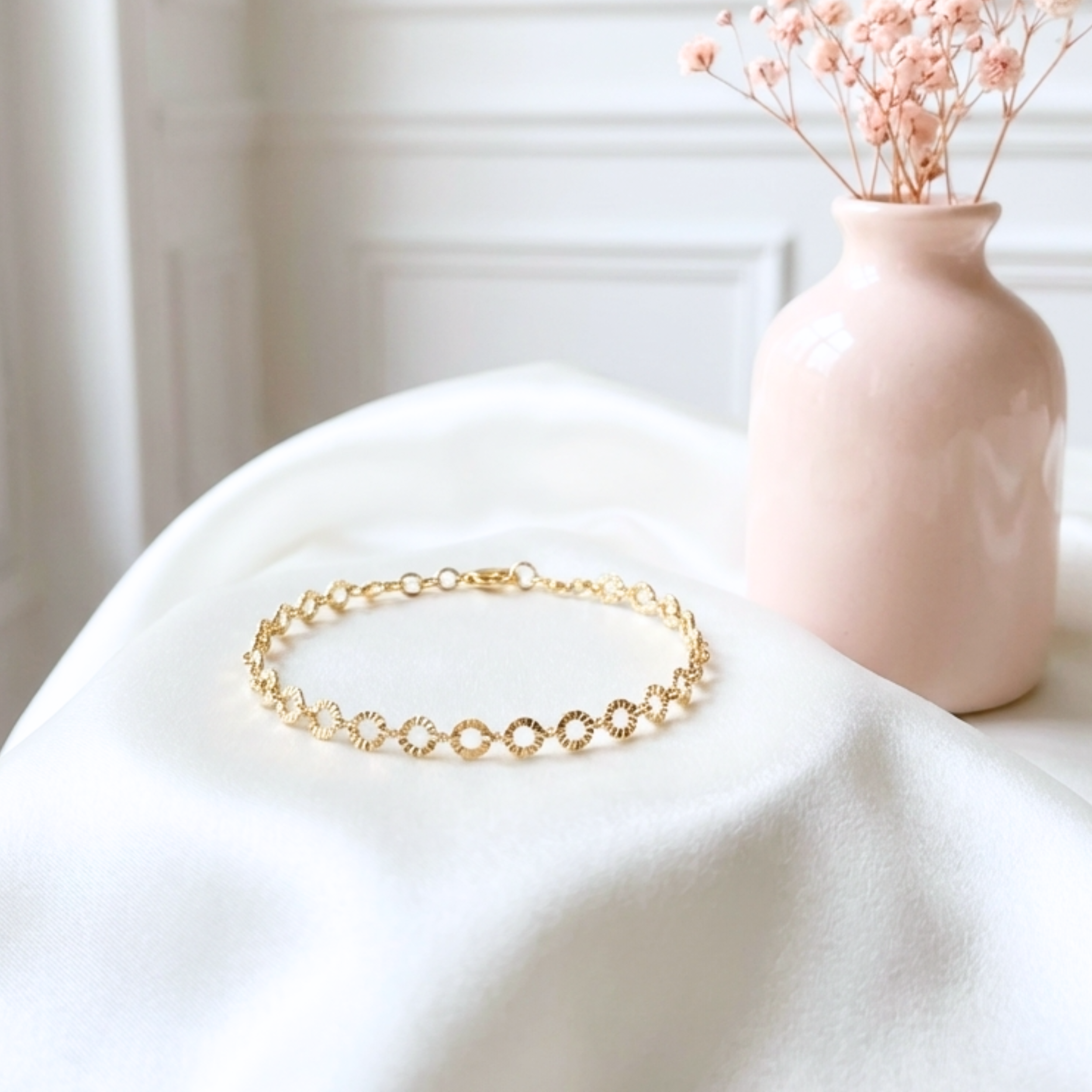 bracelet-femme-doré-chaine-striée-acier-inoxydable-l-insolente-bijoux