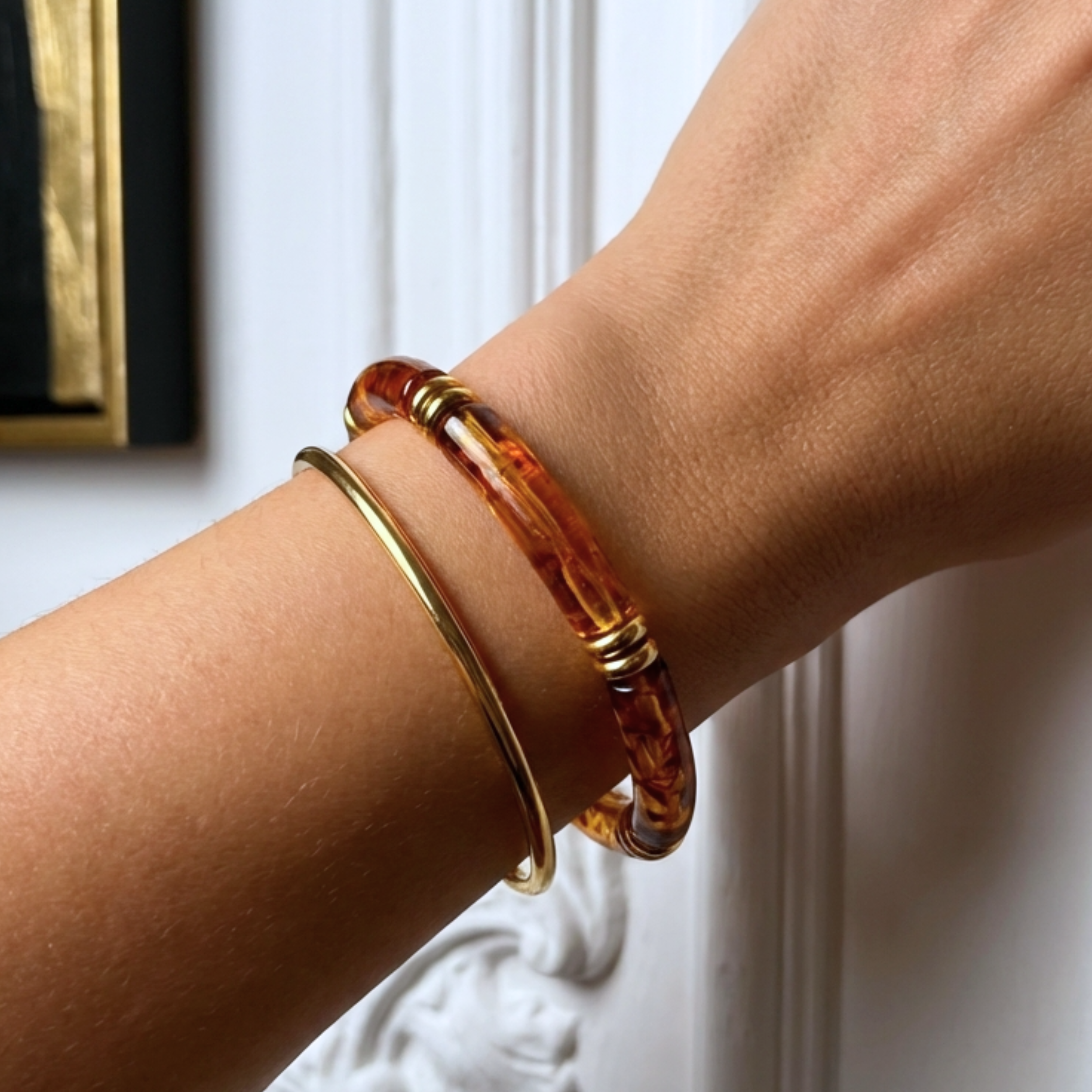 bracelet-elastique-jonc-tube-acrylique-simone-l-insolente-bijoux-rose (2)