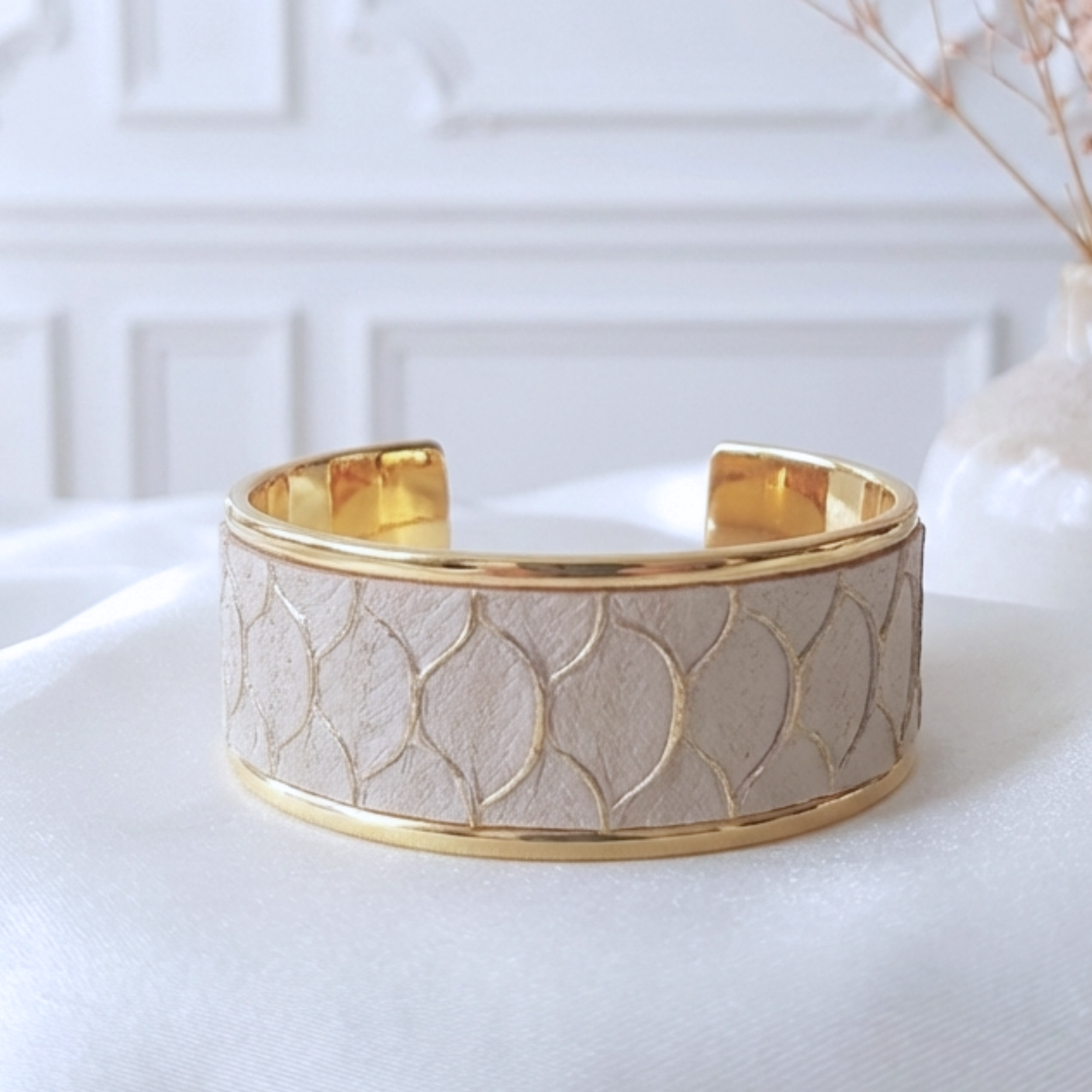 bracelet-femme-manchette-cuir-véritable-l-insolente-bijoux (3)