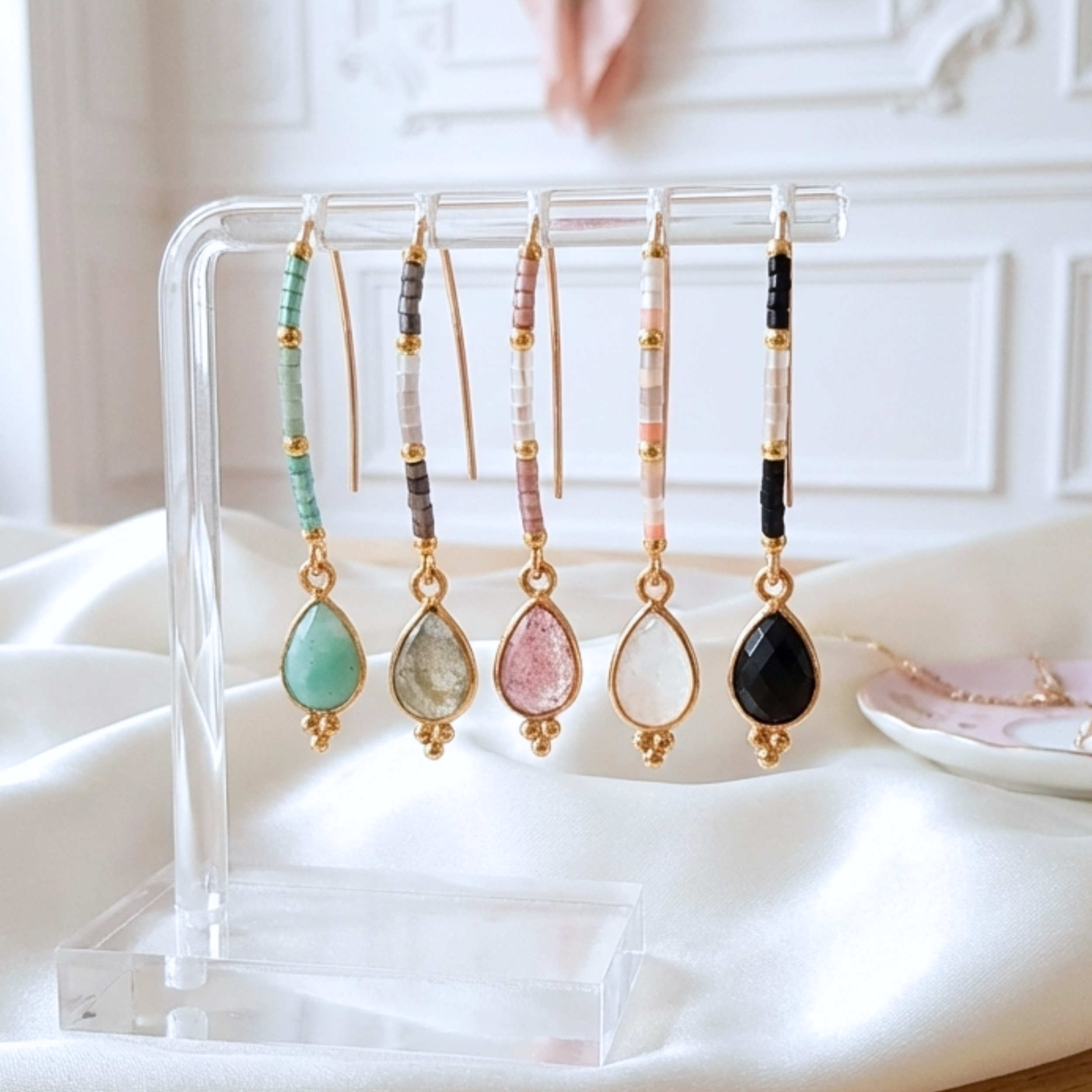 boucles-d-oreilles-gold-filled-pierre-naturelle-facettée-véritable-linsolente-bijoux