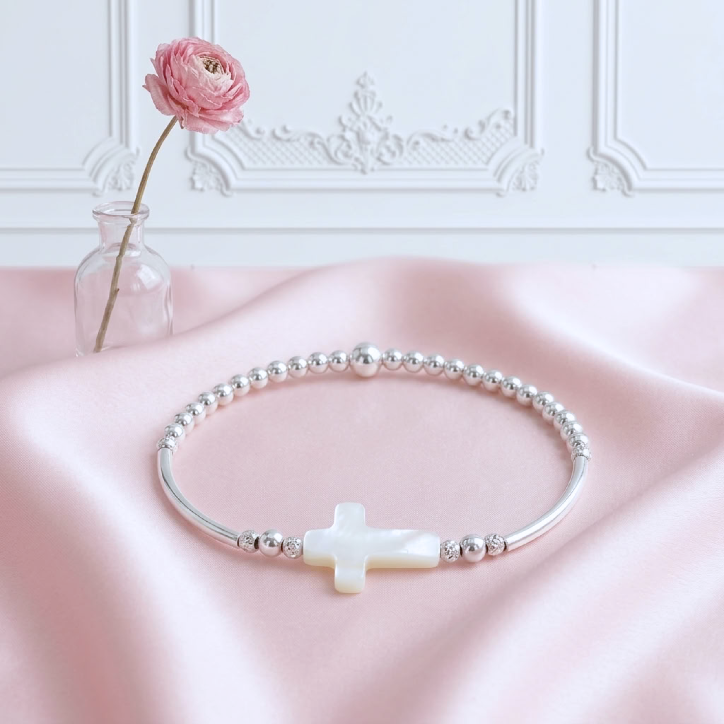 bracelet-argent-925-massif-femme-elastique-croix-nacre-l-insolente-bijoux