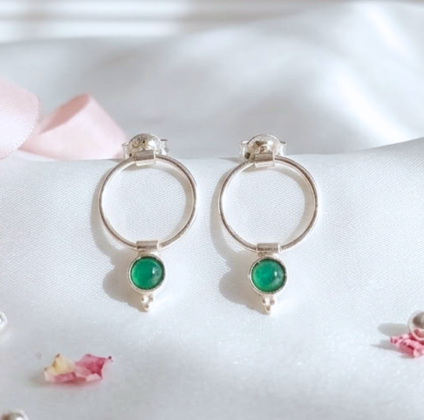 boucle-d-oreille-puce-argent-925-massif-cabochon-aventurine-verte-veritable-femme-lithotherapie-l-insolente-bijoux