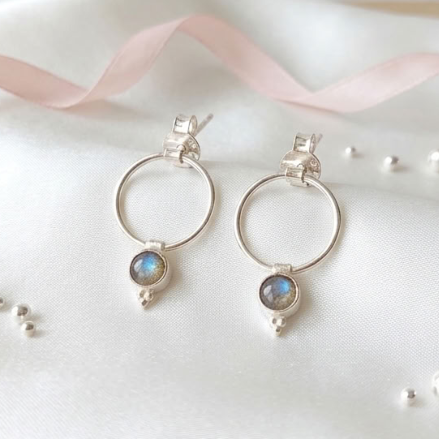 boucles-d-oreilles-argent-925-massif-cabochon-labradorite-veritable-femme-lithotherapie-l-insolente-bijoux