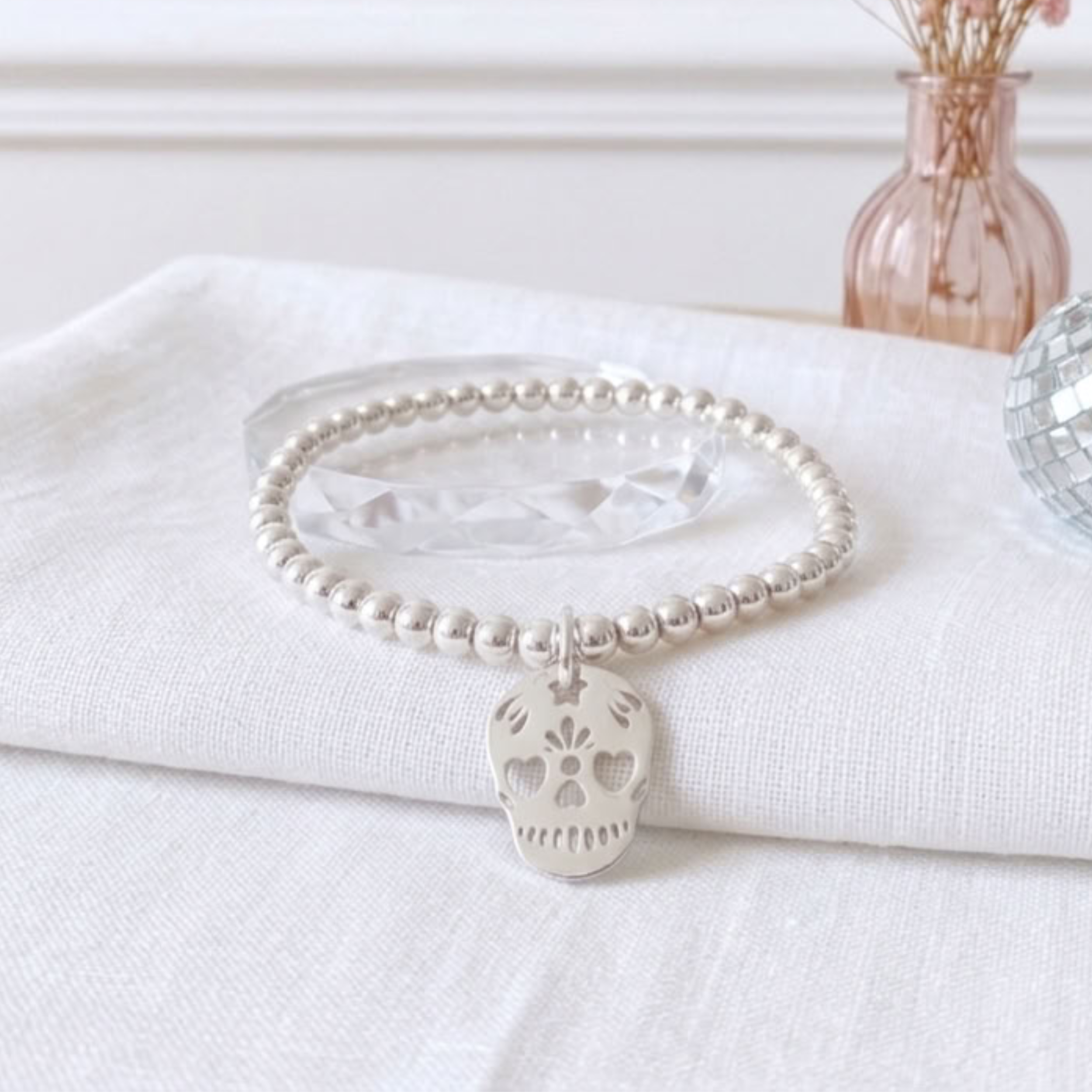 bracelet-perle-argent-925-massif-femme-elastique-tete-de-mort-calavera-massif-l-insolente-bijoux