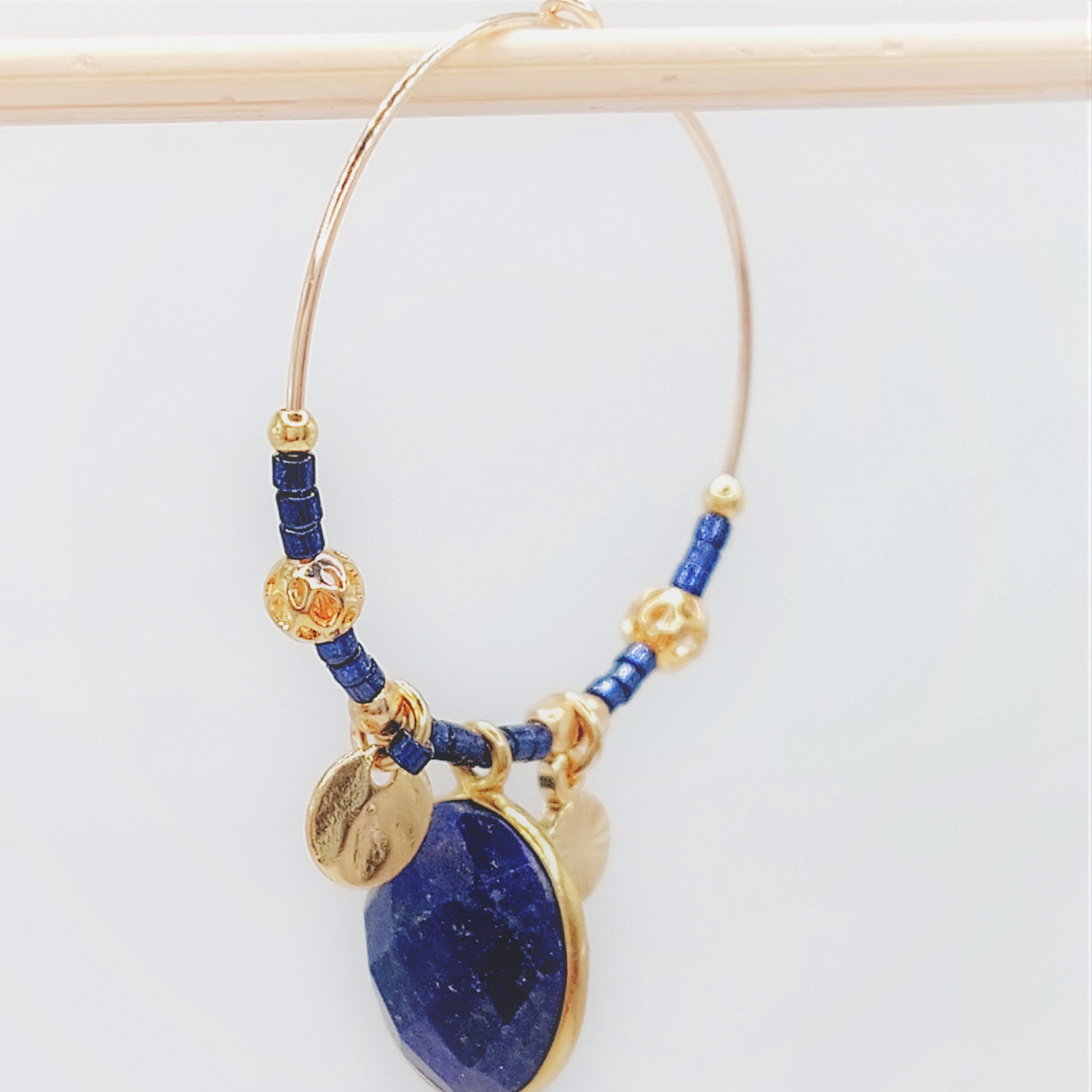 l-insolente-bijoux-boucle-d-oreille-creole-gold filled-lapis lazuli-2