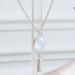 collier-argent-massif-925-pompon-pendentif-pierre-de-lune-lithotherapie-l-insolente-bijoux
