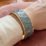 bracelet-femme-manchette-femme-cuir-dore-vert-vintage-l-insolente-bijoux