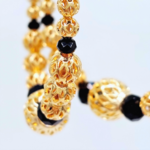 boucles-d-oreilles-creoles-boheme-chic-or-perles-noire-l-insolente-bijoux (5)