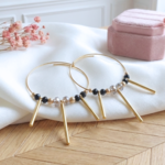boucles-d-oreilles-creoles-doré-barre-perles-facettées-l-insolente-bijoux (2)