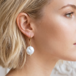 boucles-d-oreilles-dormeuses-gold-filled-perle-eau-douce-veritable-baroque-l-insolente-bijoux (2)