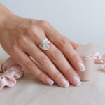 bague-reglable-ajustable-argent-925-femme-cabochon-quartz-fraise-naturelle-lithotherapie-veritable-pastille-medaille-flora-l-insolente-bijoux