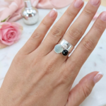 bague-reglable-ajustable-argent-925-femme-cabochon-spinelle-noire-naturelle-lithotherapie-veritable-pastille-flora-l-insolente-bijoux