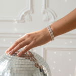 bracelet-multitours-manchette-femme-argent-925-3-tours-manchette-3-rangs-elastique-tubes-diamantes-linsolente-bijoux (2)