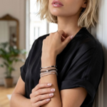 bracelet-argent-925-massif-femme-elastique-spinelle-noir-lithotherapie-bijou-linsolente-bijoux