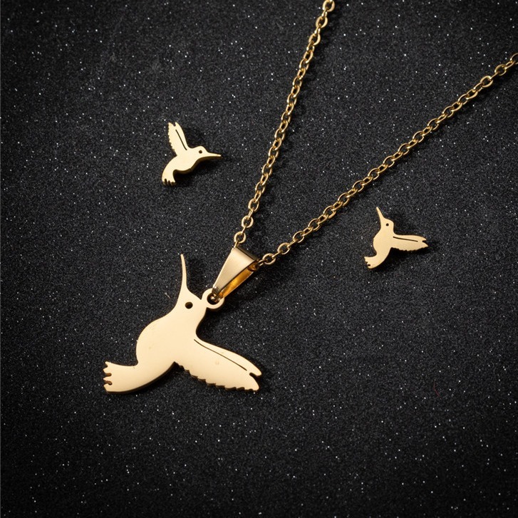 SMJEL-Boucles-d-Oreilles-en-Acier-Inoxydable-pour-Femme-Petit-Oiseau-Volant-Pendentif-Colibri-Collier-Animal