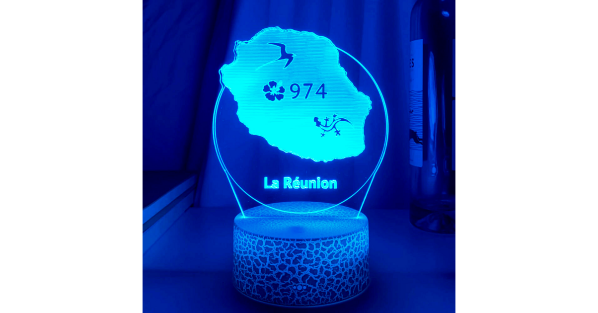 JNB-Maker Lampe 3D Île de la Réunion 974 avec Personnalisation - Veilleuse Carte Gravée Illusion Optique 16 Couleurs avec Télécommande - Cadeau Local, Déco Maison & Souvenir Réunion - USB ou Piles