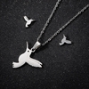 SMJEL-Boucles-d-Oreilles-en-Acier-Inoxydable-pour-Femme-Petit-Oiseau-Volant-Pendentif-Colibri-Collier-Animal