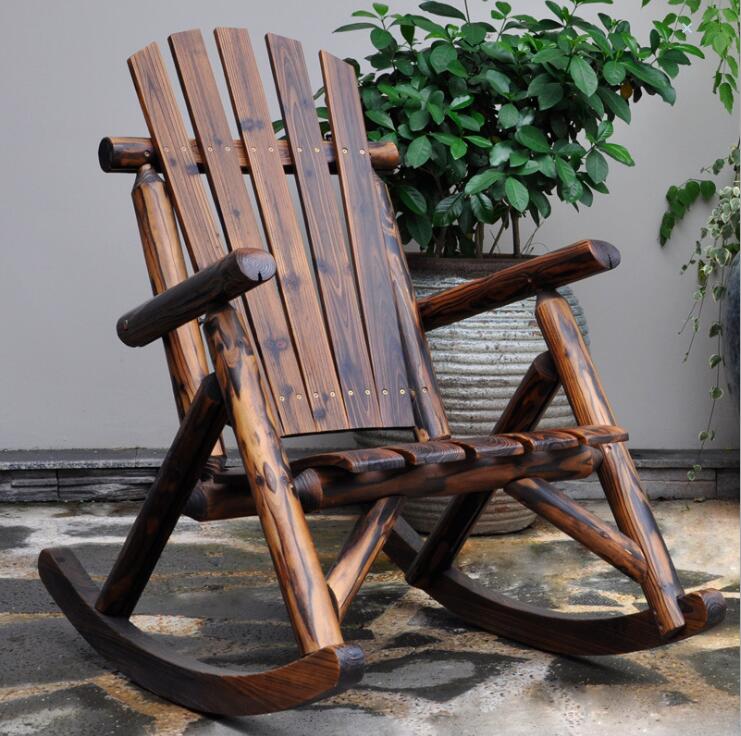 Rocking Chair Vintage | Grand Montréal | Fauteuil à bascule en bois de cèdre carbonisé