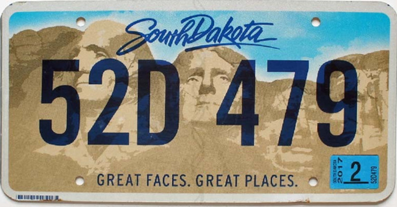 DAKOTA DU SUD Plaque Authentique d\'immatriculation US 30 x 15 cm dénommée US License Plate SOUTH DAKOTA Great Faces & Places 2016 et +