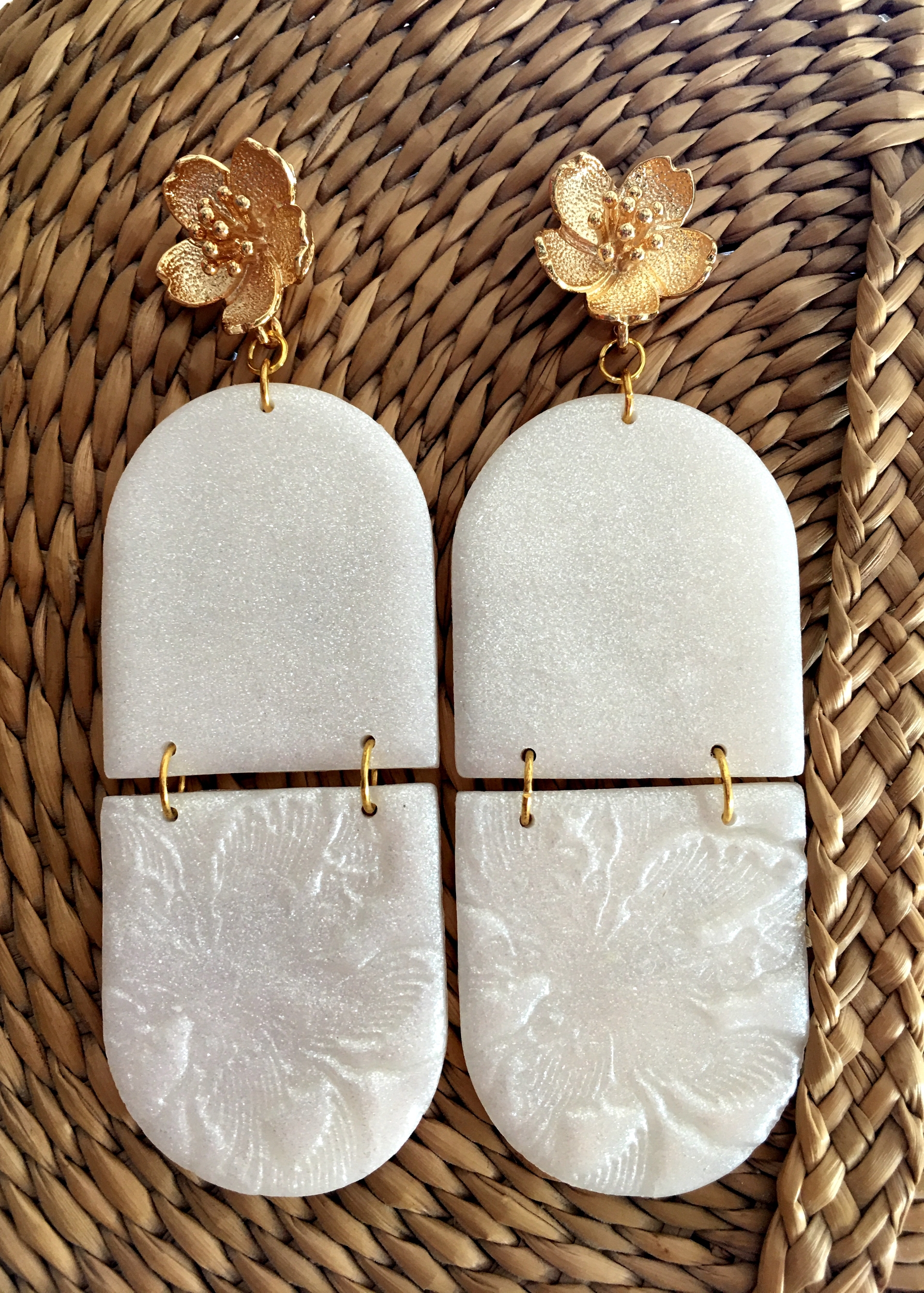 Boucles d\'oreilles Vendôme - Blanc nacré - Modèle unique
