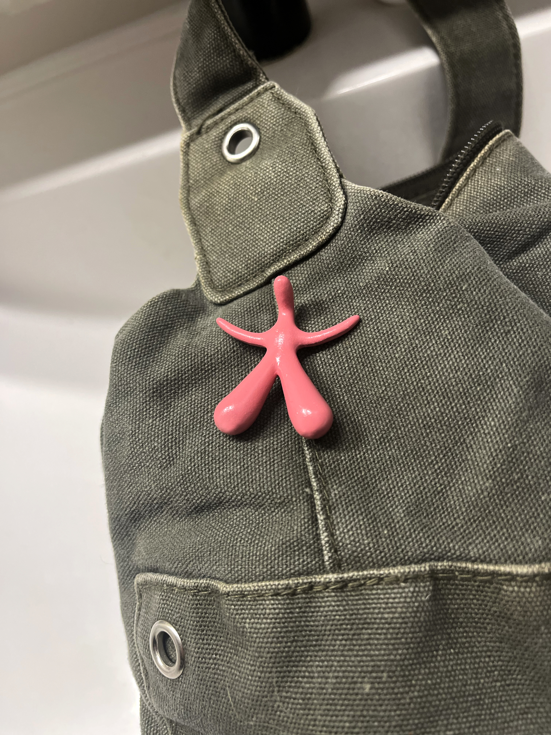 broche-clito-rose