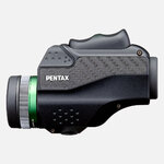 Pentax VM 6x21 WP en main