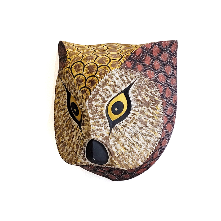 Masque en bois \'Hibou\' - Peuple Chané