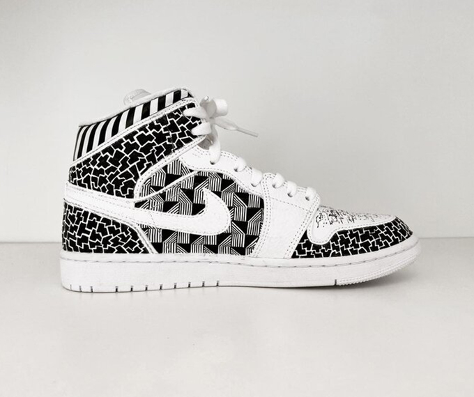 adelaide aronio nike
