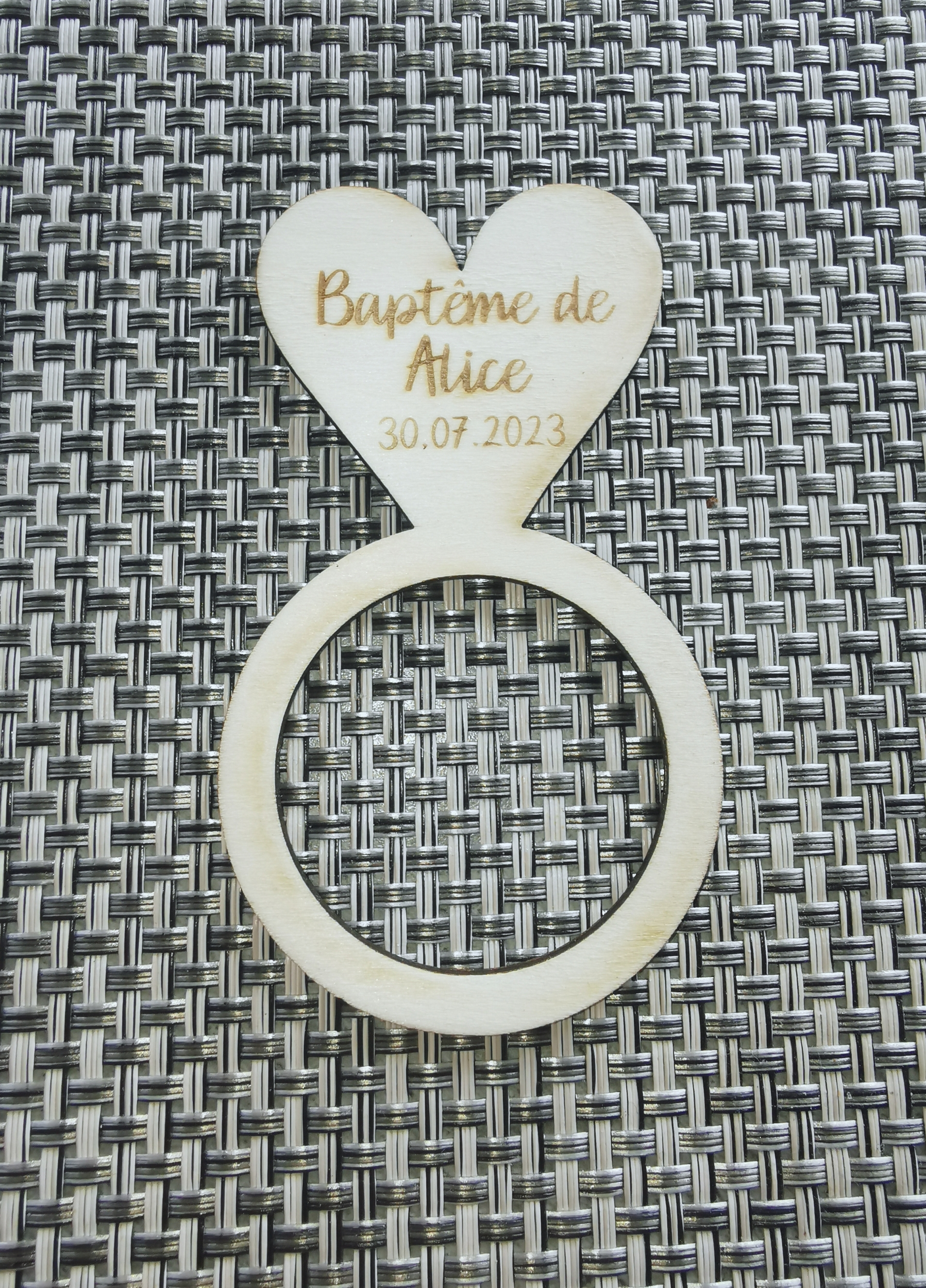 Rond de serviette personnalisé pour baptême, vue 2