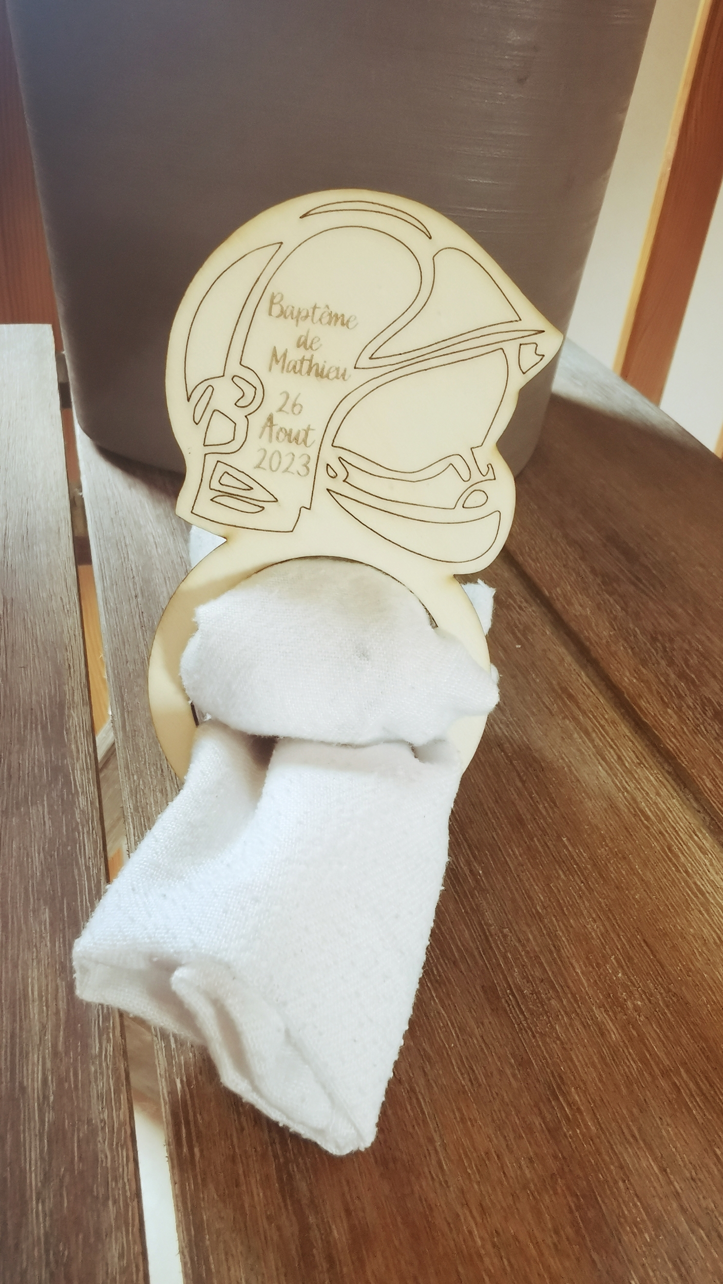 Ensemble de décoration de table personnalisable pour baptême, thème pompier, vue 3