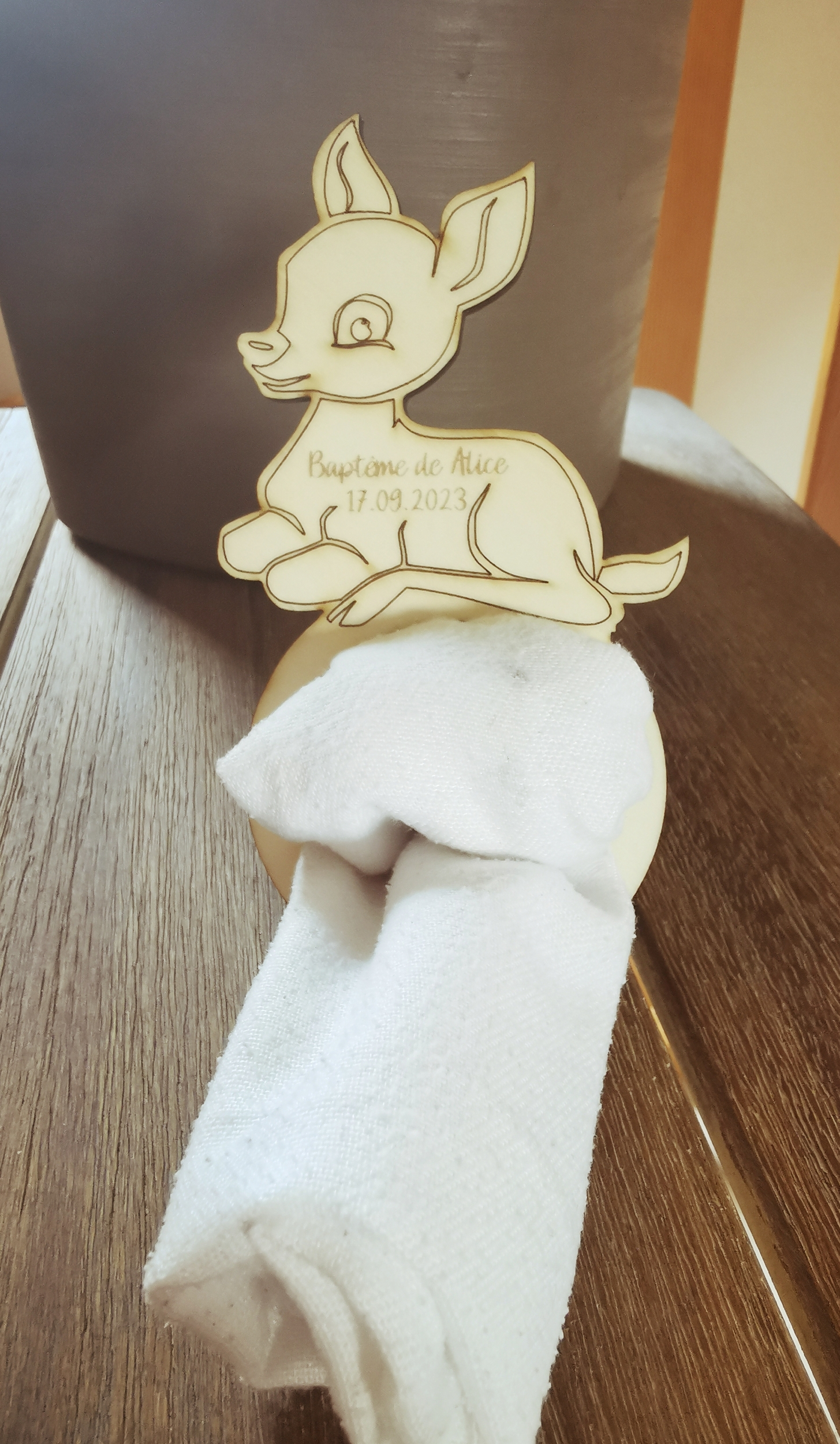 Ensemble de décoration de table personnalisable pour baptême, thème biche, vue 3