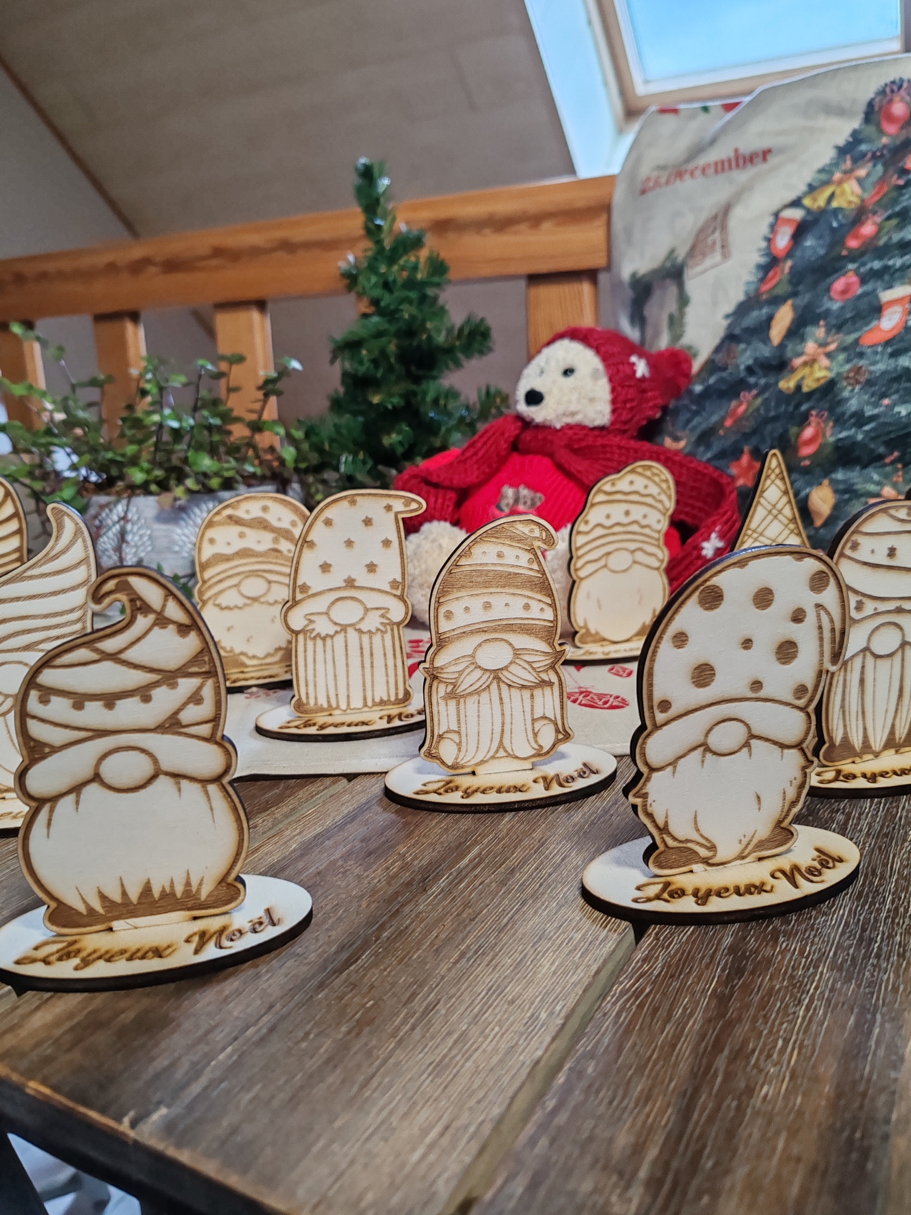 Gnomes de Noël en bois, vue 3